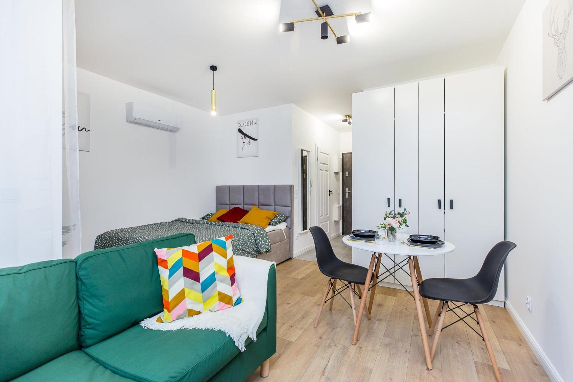 Studio Apartment